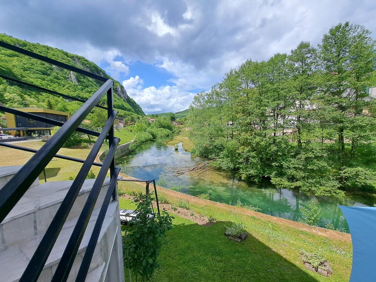 Sobe Zizi Bed & Breakfast Jajce Dış mekan fotoğraf